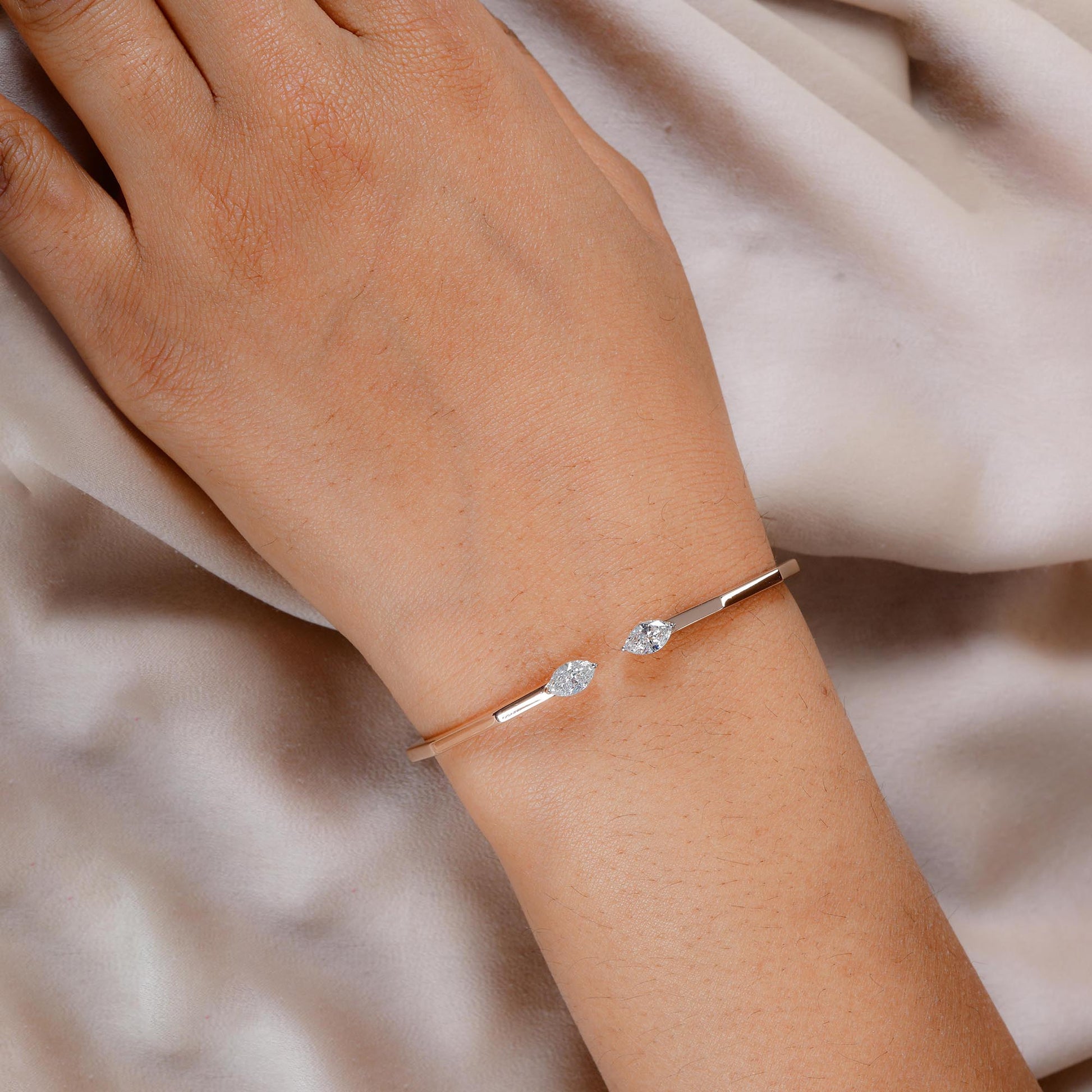 1.01Ct Marquise Cut Natural Diamond Open Bangle Bracelet In Solid Gold