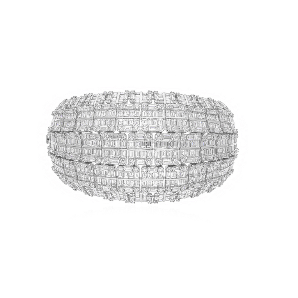 Statement 31Ct Wide Band Natural Diamond Bangle Bracelet In Gold For Women