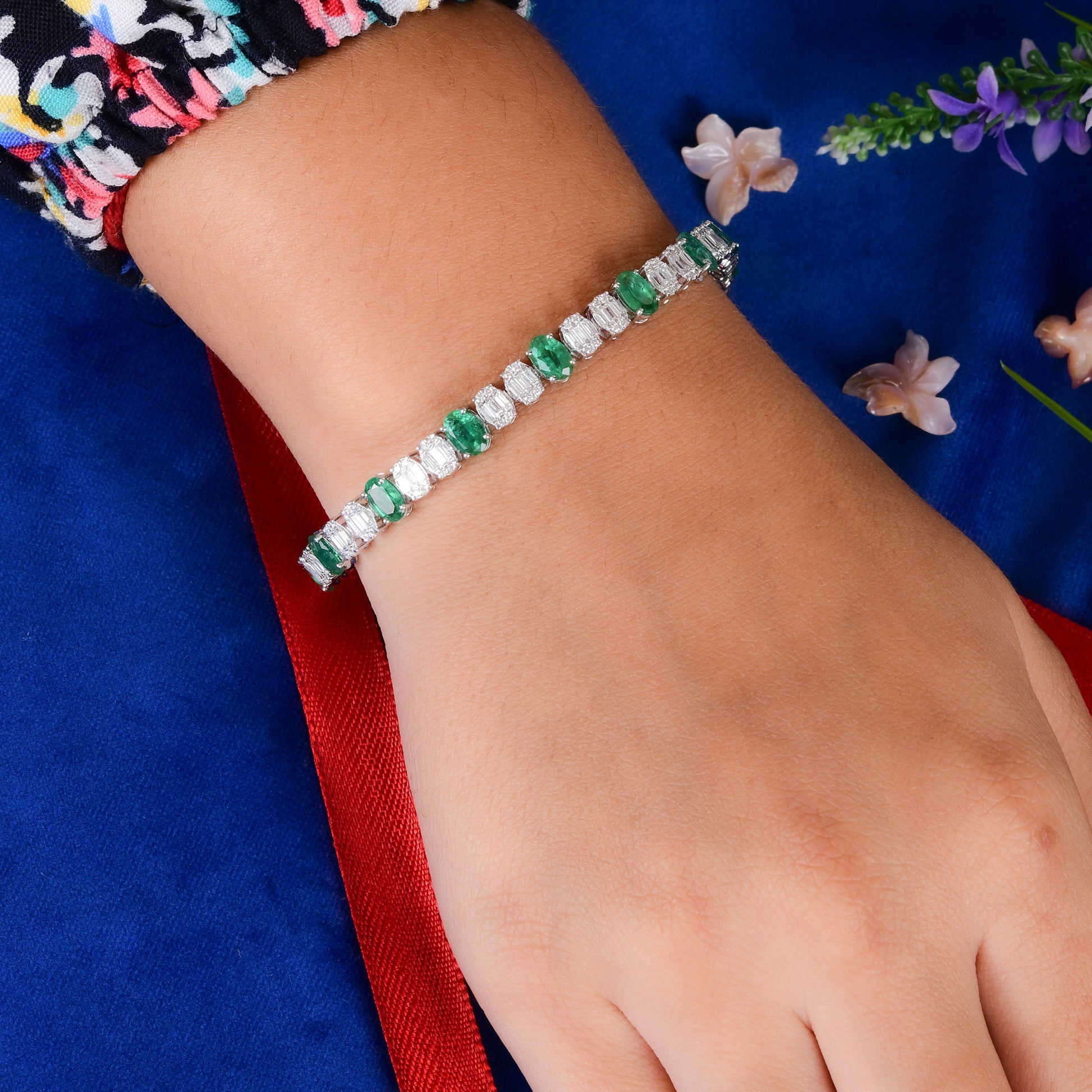 7.94 Tcw Baguette Diamond Zambian Emerald Gemstone Gold Tennis Bracelet