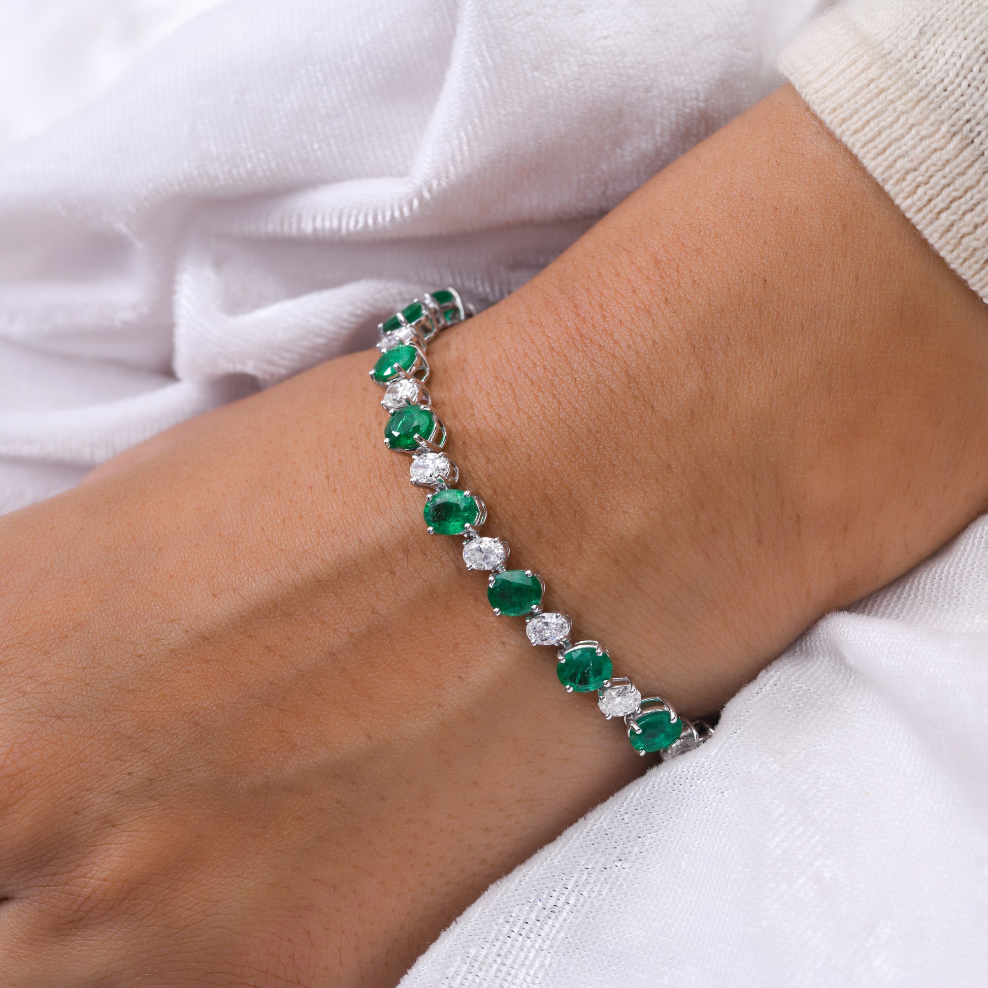Oval Cut Emerald Gemstone & Natural Diamond Tennis Bracelet