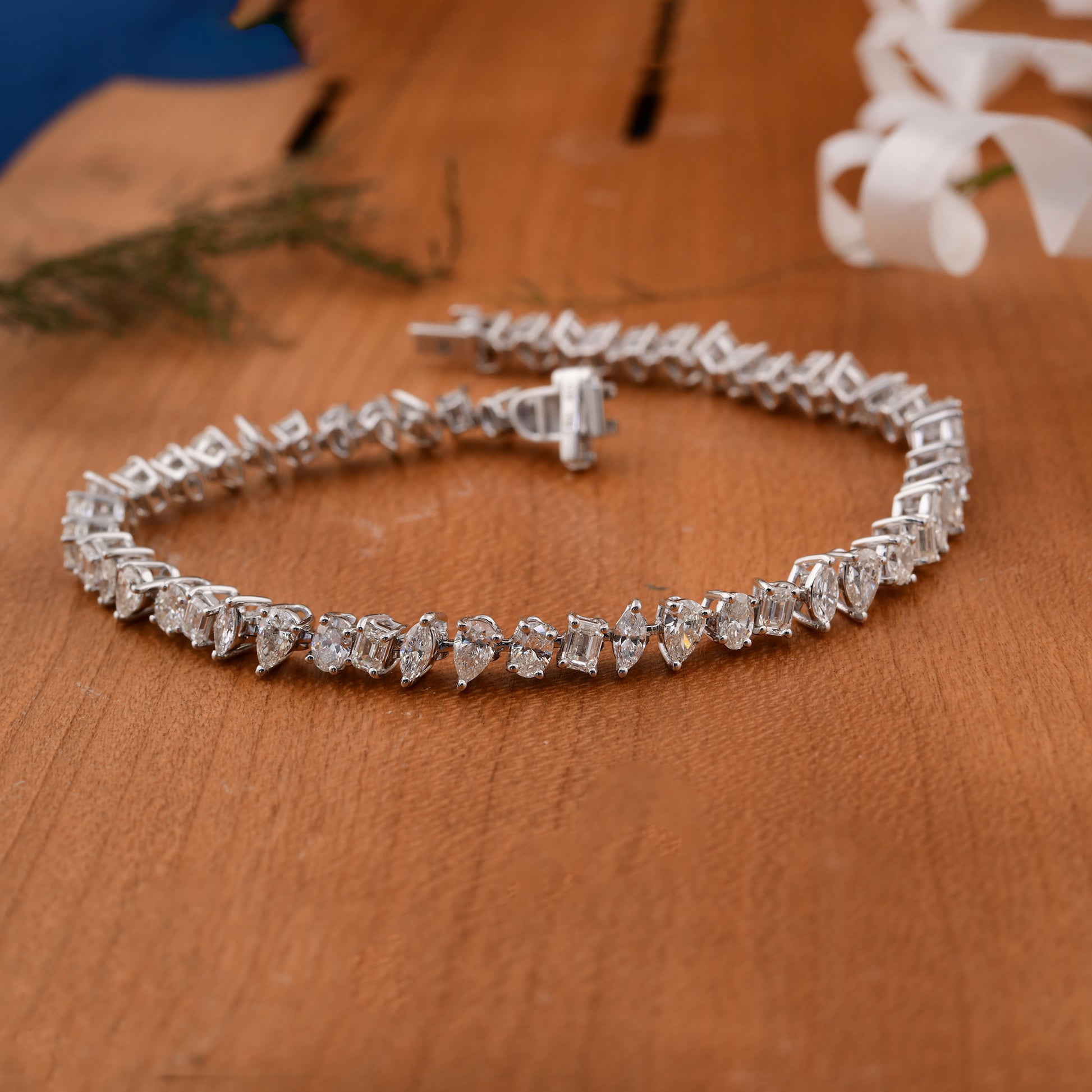 Multi Shape 5.15 Carat Diamond Handmade Wedding Gold Bracelet