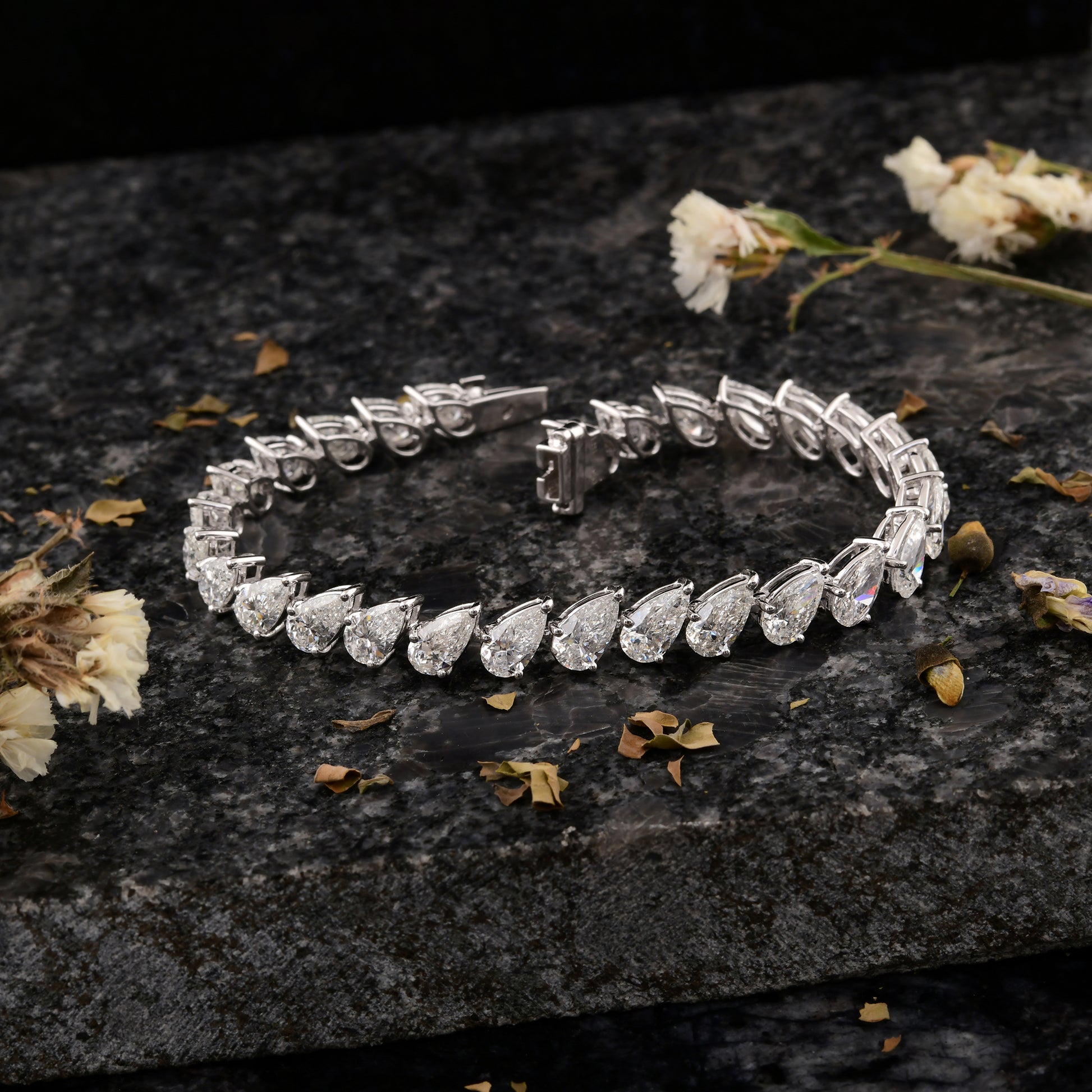 Natural Pear Cut Multi Diamond 13.59 Carat Tennis Gold Bracelet