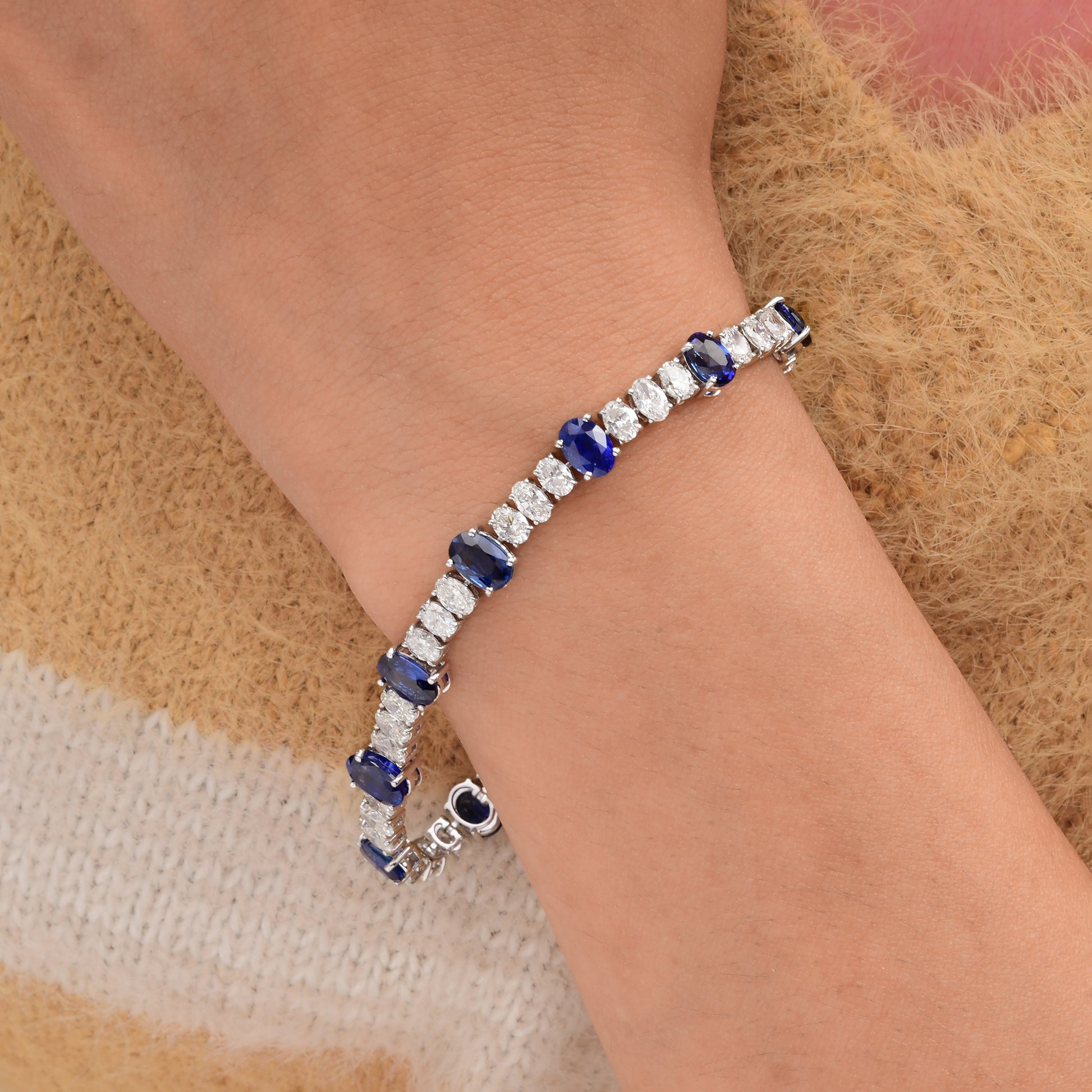 17.9Tcw Blue Sapphire Diamond Wedding Tennis Bracelet In Fine Gold