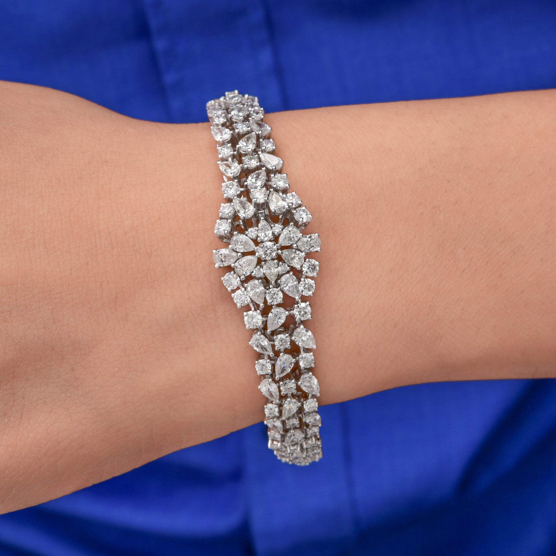 9.26 Ct Pear & Round Cut Diamonds Bracelet Perfect for Weddings & Anniversaries