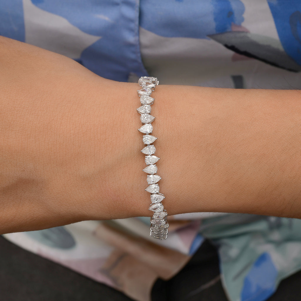 11.14 Carat Natural Pear Cut Diamond Solid Gold Tennis Bracelet
