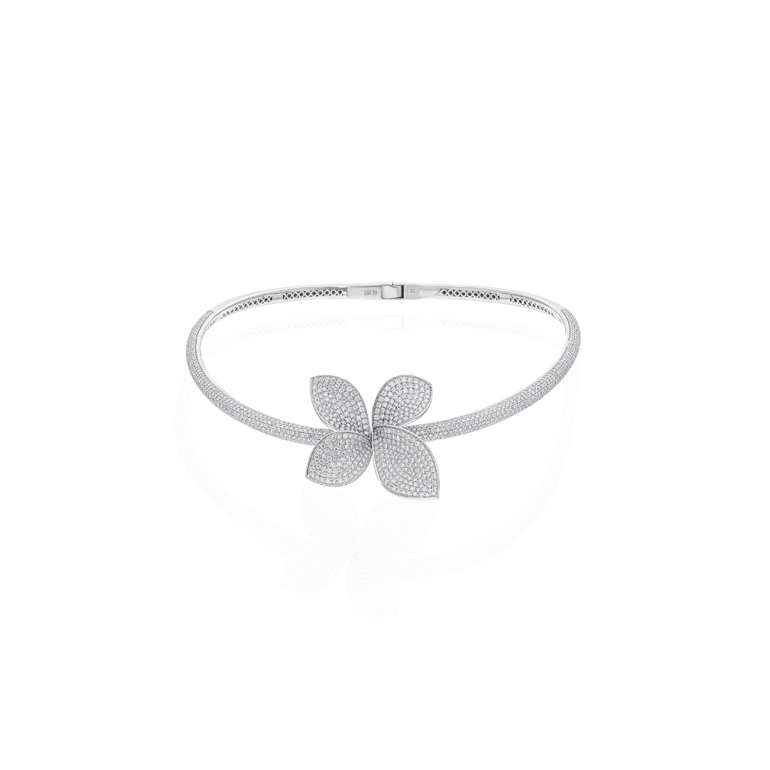 Handmade 11.20 Carat Natural Pave Diamond Leaf Gold Choker Necklace