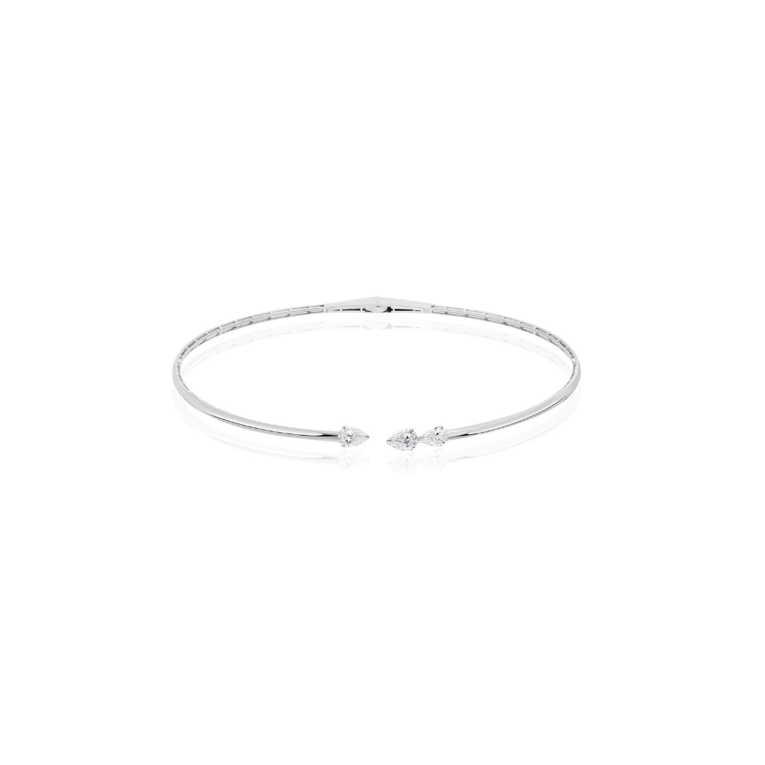 Minimalist 1.85 Ct Pear Cut Diamonds Gold Choker Necklace for Everyday Elegance