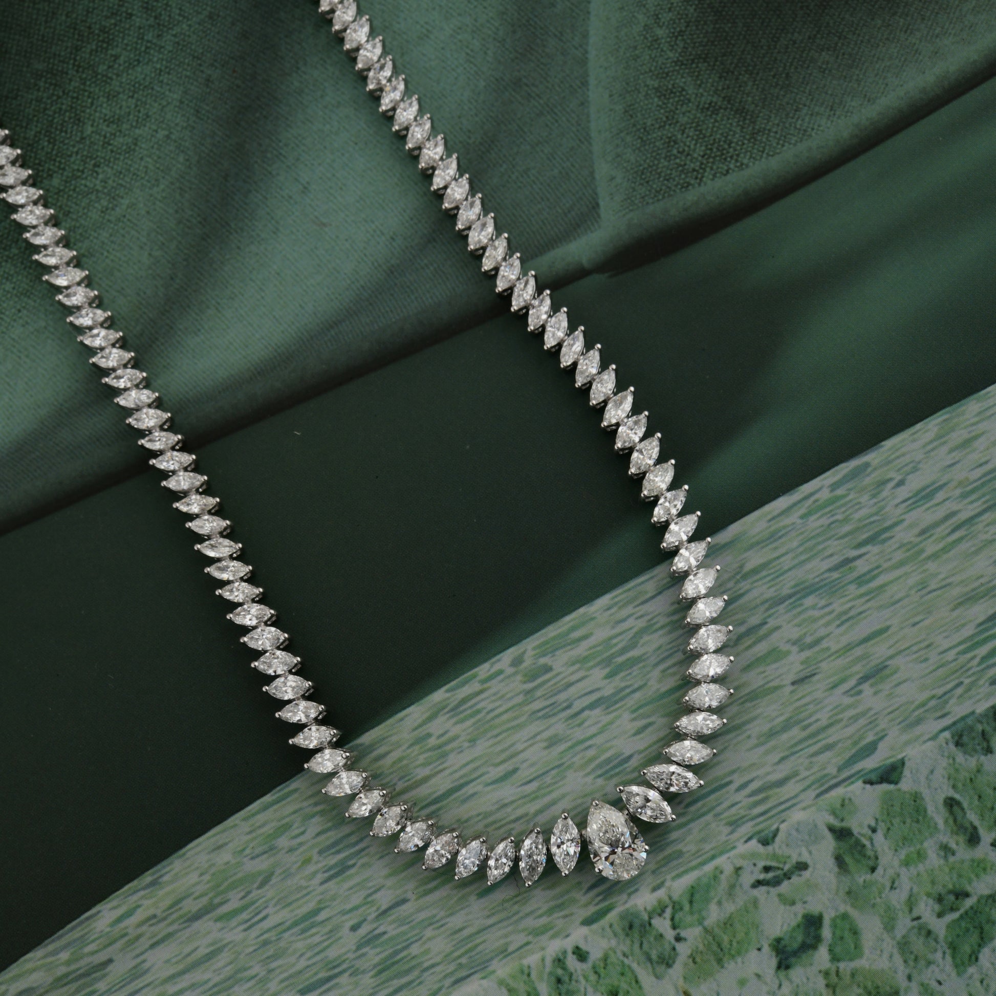 6.18 Carat Natural Pear Marquise Cut Diamond Tennis Necklace in Fine Gold