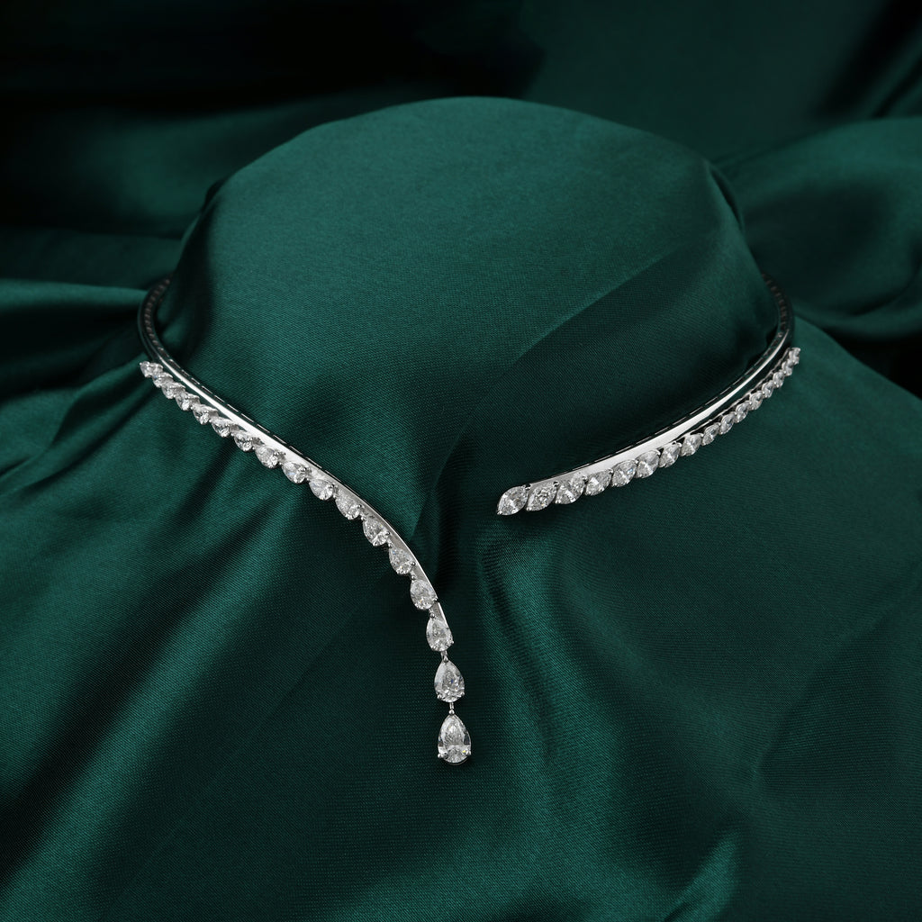 Unique SI Clarity HI Color Diamond Curved Design Choker Necklace