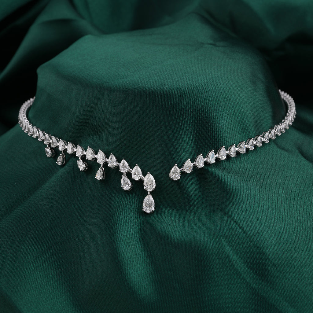 Statement Fine Gold Natural Diamond Choker Necklace with Dangling Pear Shaped Diamonds