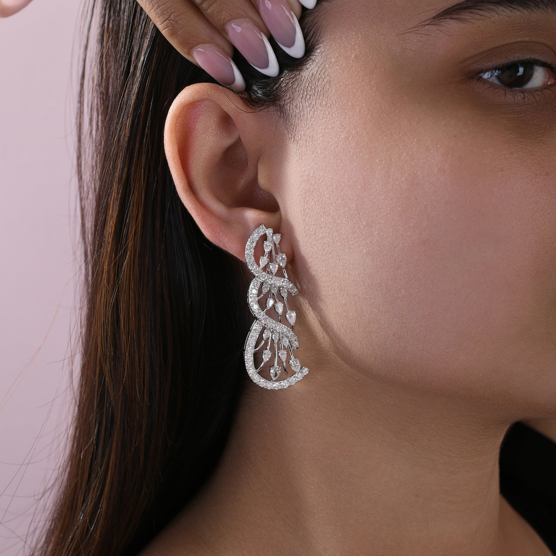 Unique Fine Gold Brilliant Natural Diamond Statement Dangle Earrings