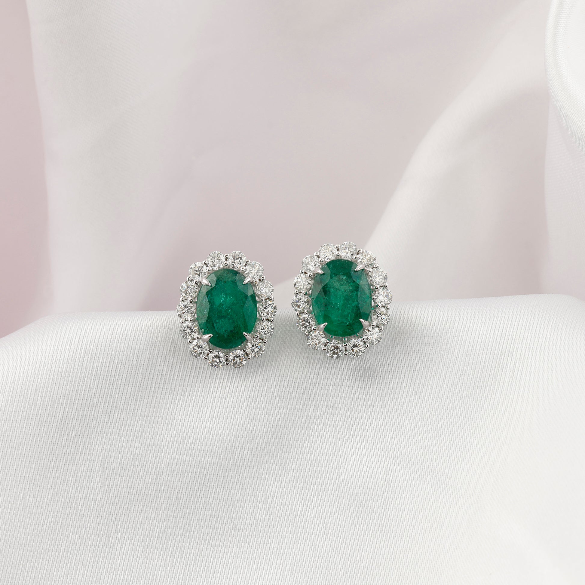 Certified Natural Emerald Round Diamond Halo Stud Earrings in Fine Gold