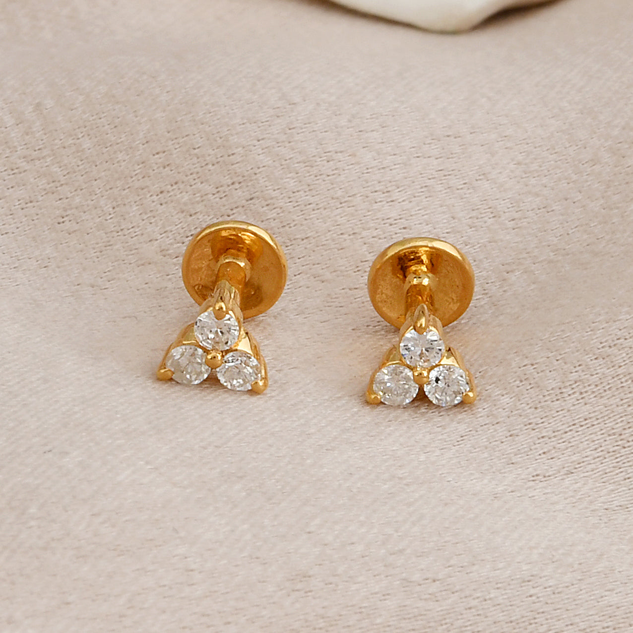 0.18 Ct. Trio Round Diamonds Tiny Gold Cartilage Stud Earrings