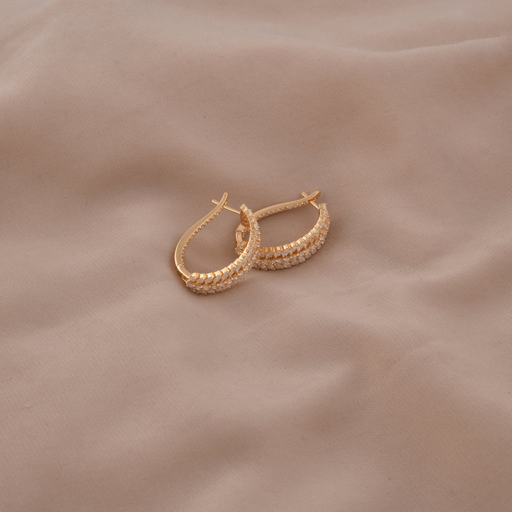 Statement Gold SI/HI Round Pear Diamond Fine Hoop Huggie Wedding Earrings