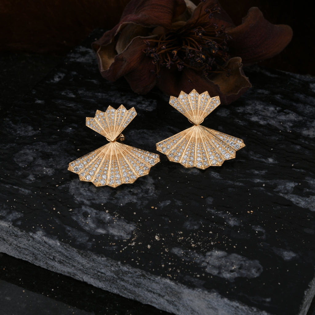 Unique Round Shape SI Clarity HI Color Pave Diamond Gold Earrings