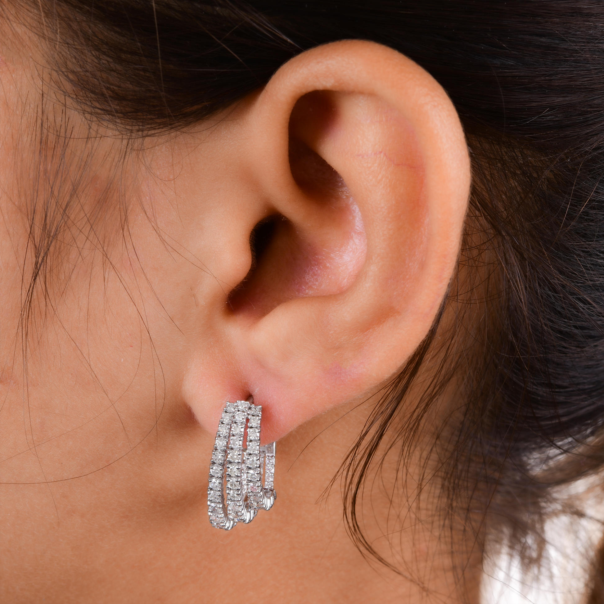 Regal Shine 2.11 Carat Round Shape Natural Diamond Huggies Hoop Earrings