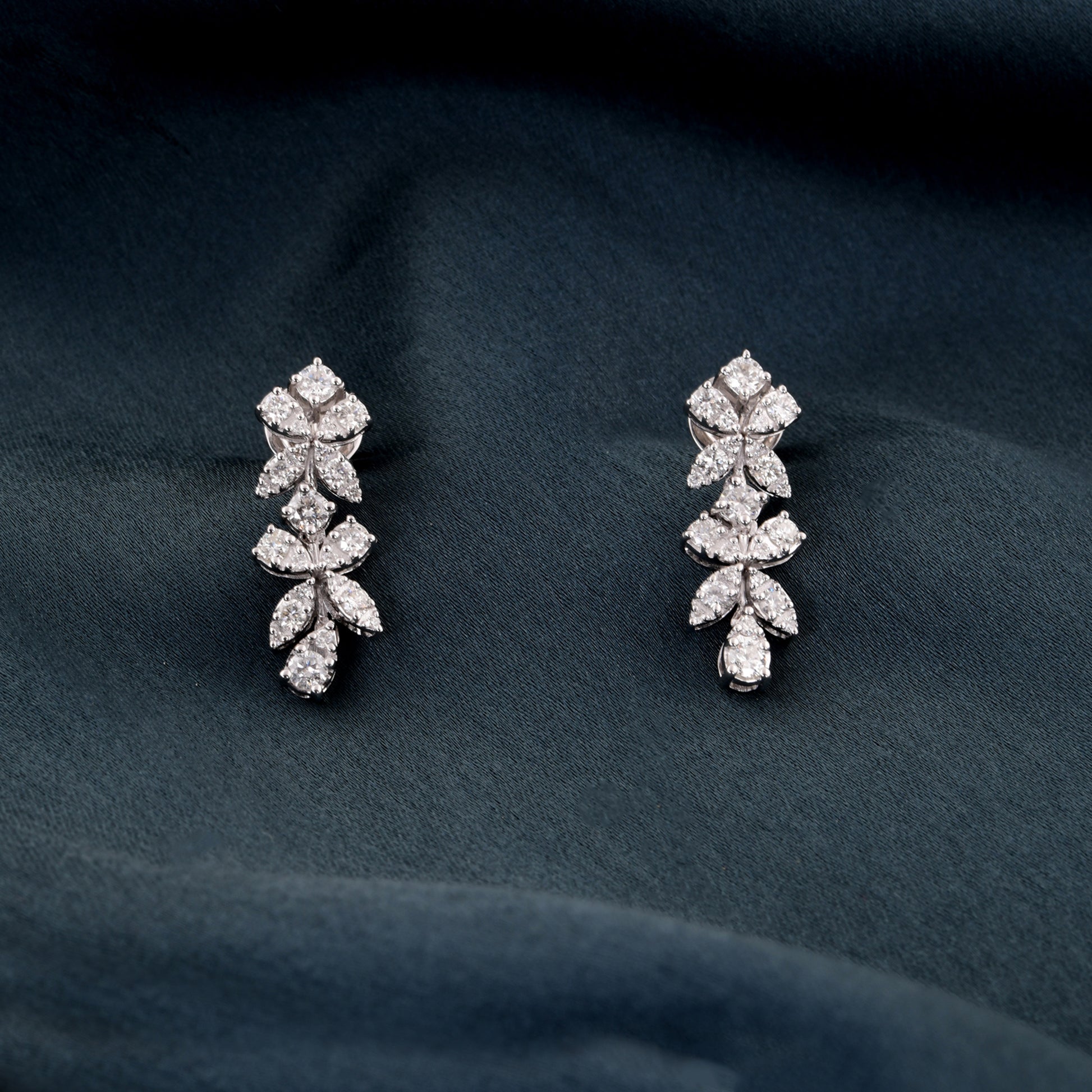 Natural SI/HI Diamond 1.39 Carat Leaf Gold Dangle Drop Earrings