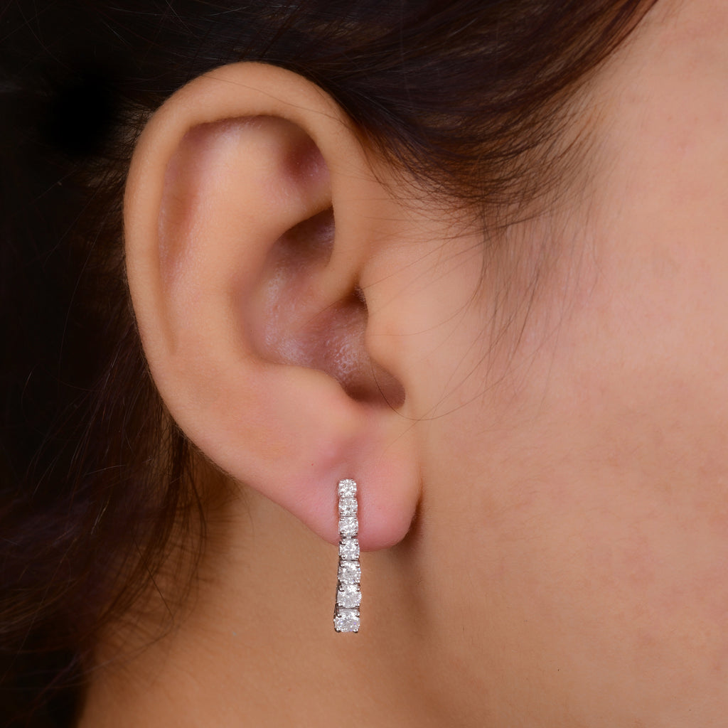 Handcrafted Natural Round Cut Diamond Drop Fine Gold Earrings