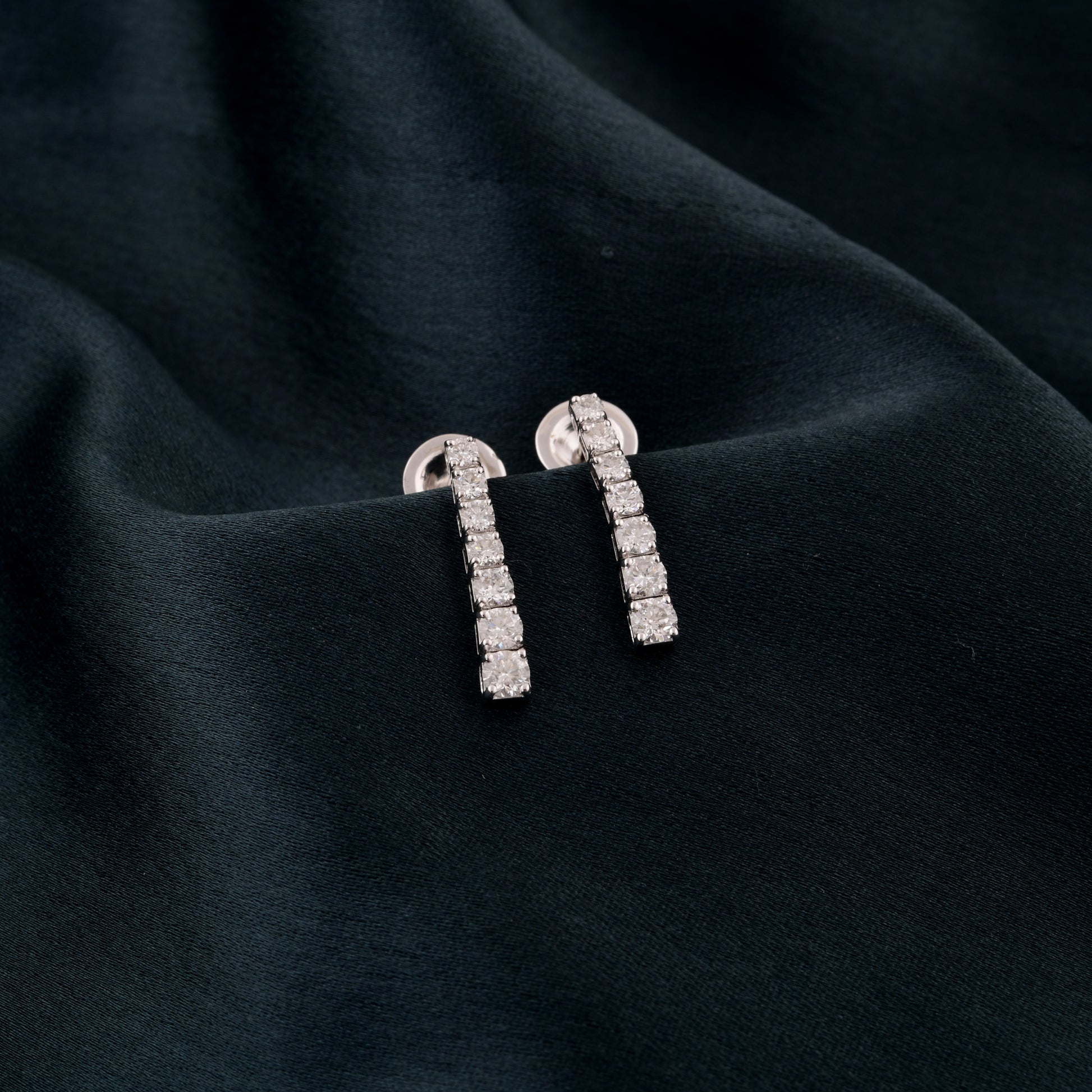 Handcrafted Natural Round Cut Diamond Drop Fine Gold Earrings