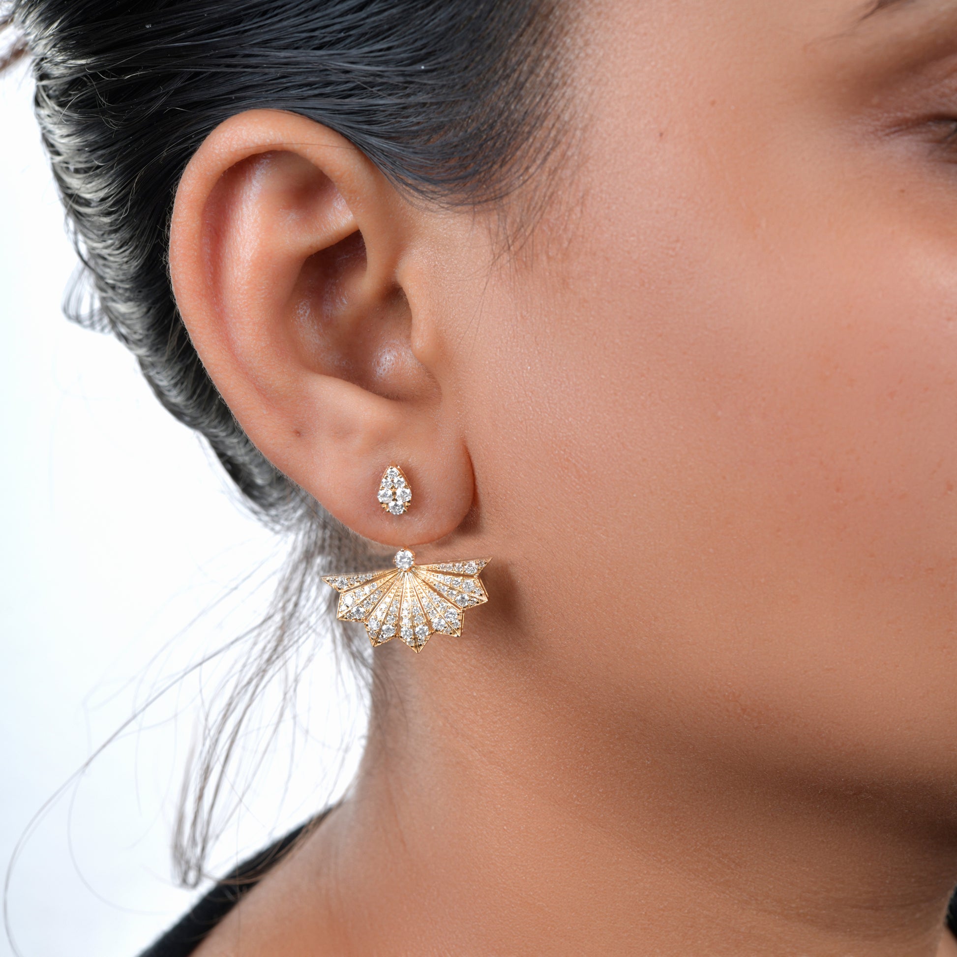 Exquisite Fan Motif 1.45Ct Natural Diamond Jacket Earrings in Fine Gold