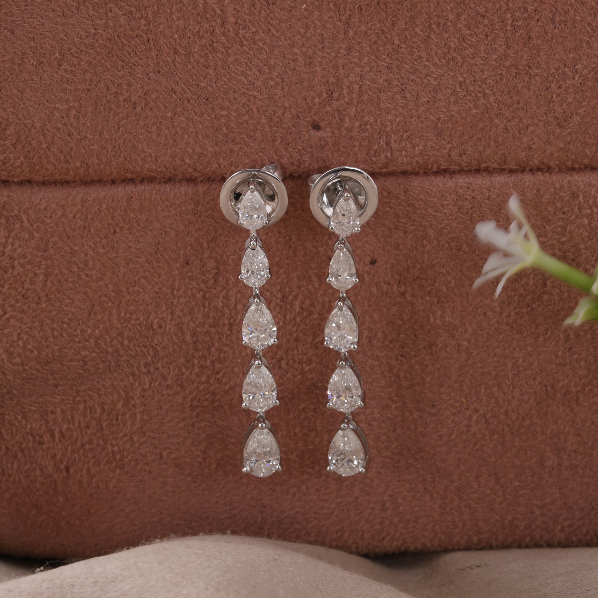 Delicate 2.23Ct Natural Diamond Drop Earrings In Solid Gold