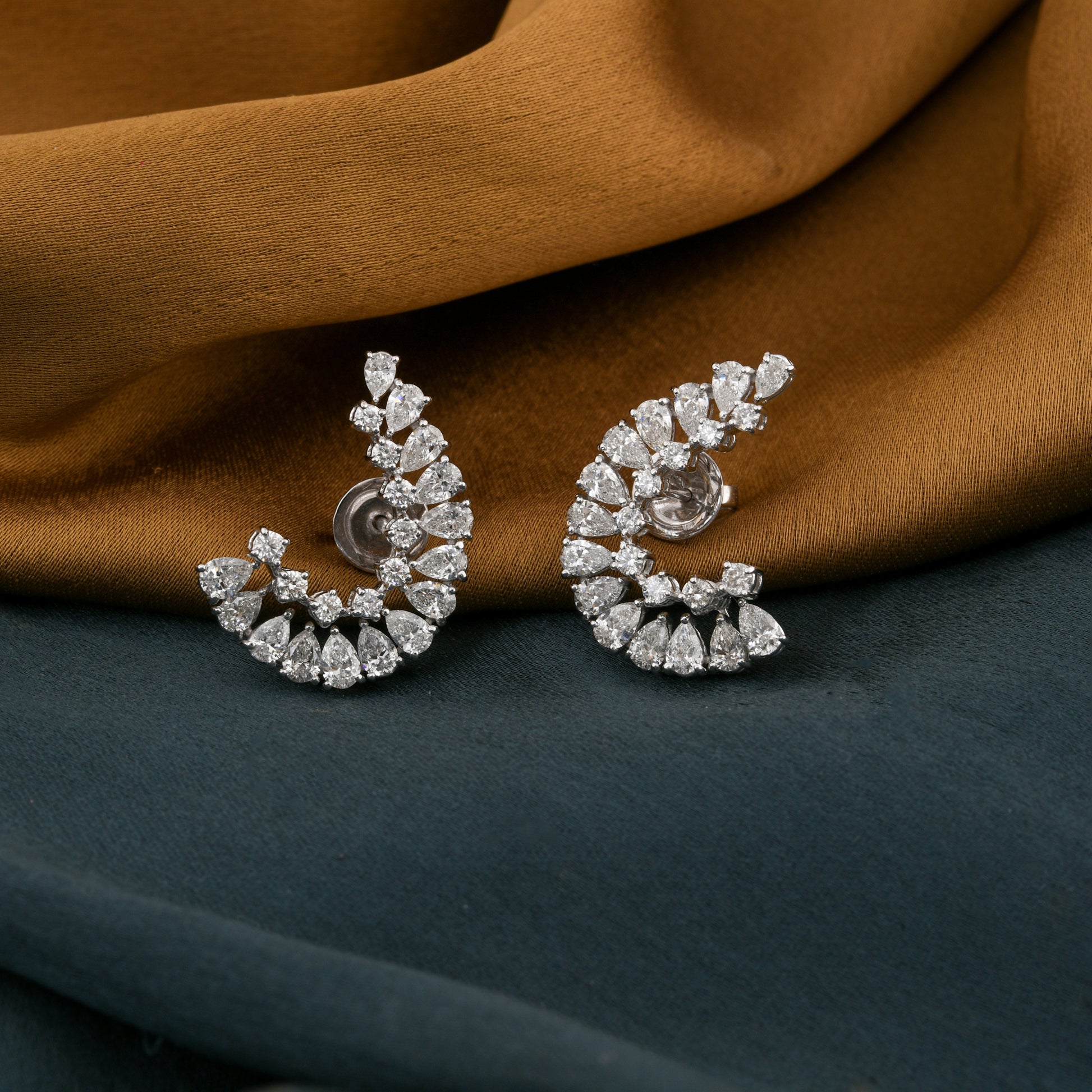 SI Clarity HI Color Pear Round Cut 3.45 Carat Diamond Ear Climber Gold Earrings