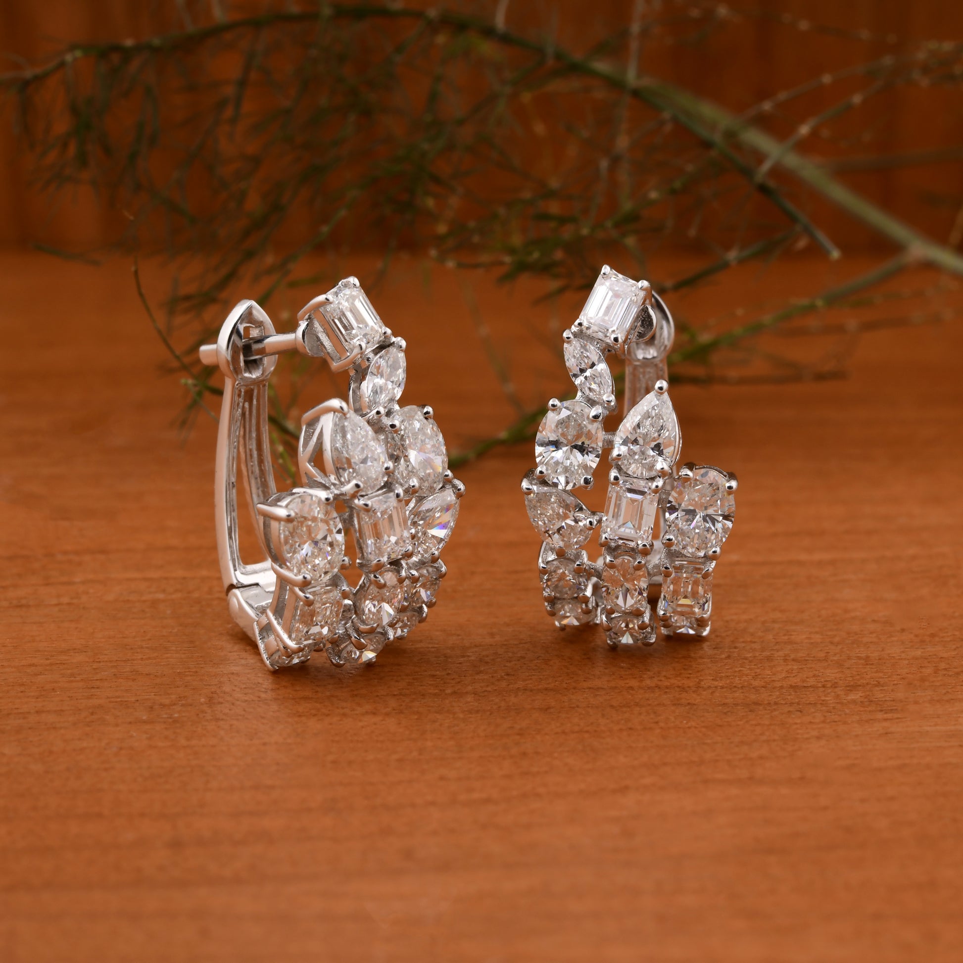 Unique 3.13 Carat Multi Shape Natural Diamond Huggies Hoop Gold Earrings