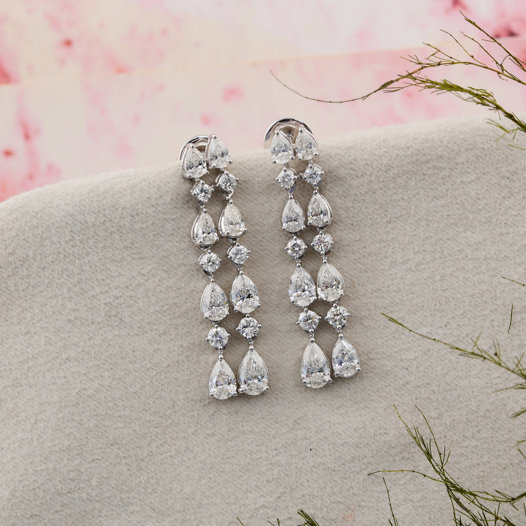 4.78 Carat SI/HI Pear Diamond Dangle Drop Earrings in Fine Gold