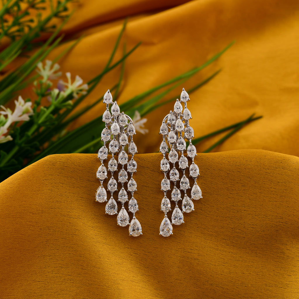 Exquisite Fine Gold 6.27 Carat Pear Oval Diamond Chandelier Earrings