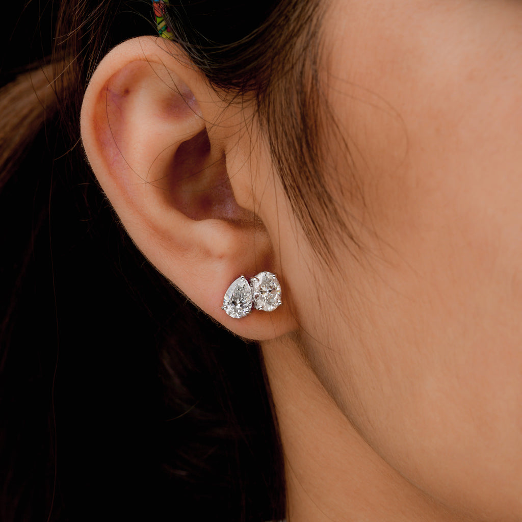 Oval Pear Cut 4.06 Carat Natural Diamond Fine Gold Stud Earrings