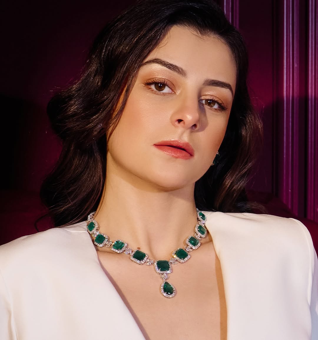 Bridal Natural Zambian Emerald Diamond Halo Fine Gold Drop Necklace