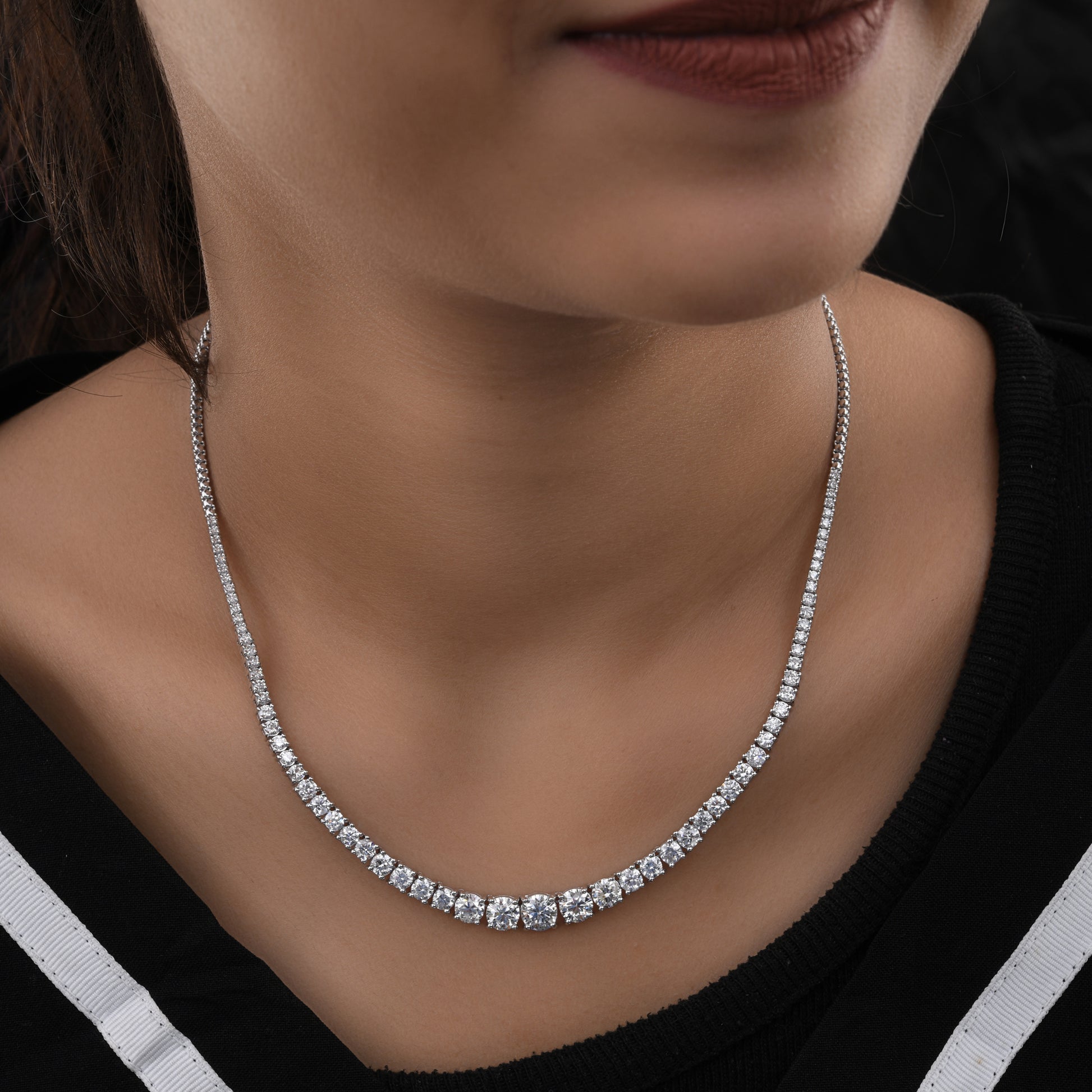 7.49 Carat Natural Round Shape Diamond Graduated Tennis Necklace
