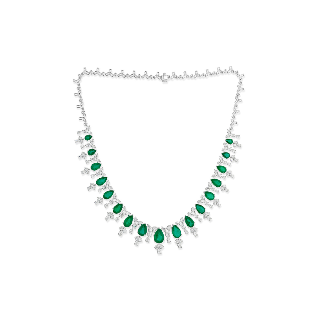 31.56 Tcw Zambian Emerald SI/H Diamond Statement Necklace for Her