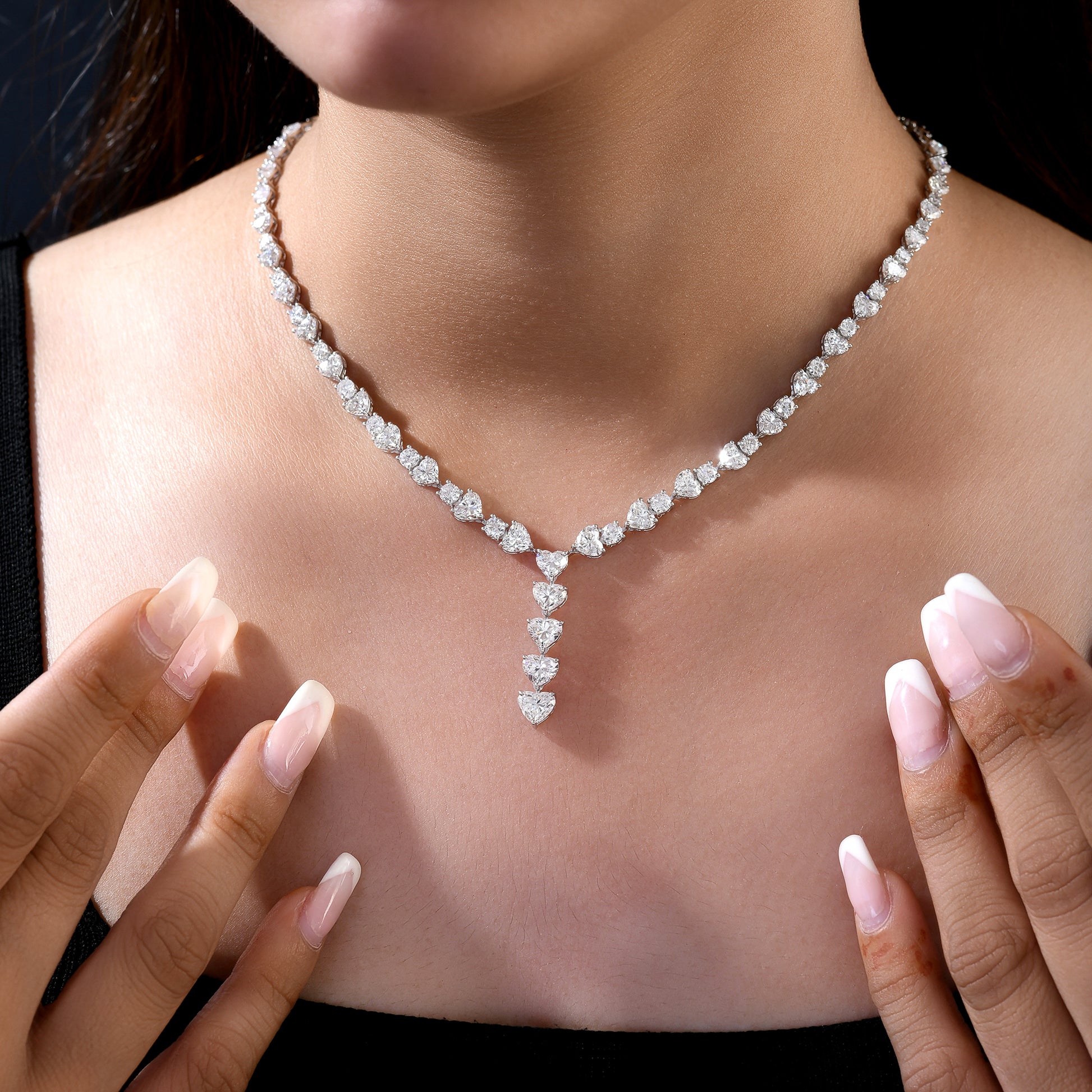 Natural Heart Cut Diamond Drop Statement Necklace in Fine Gold