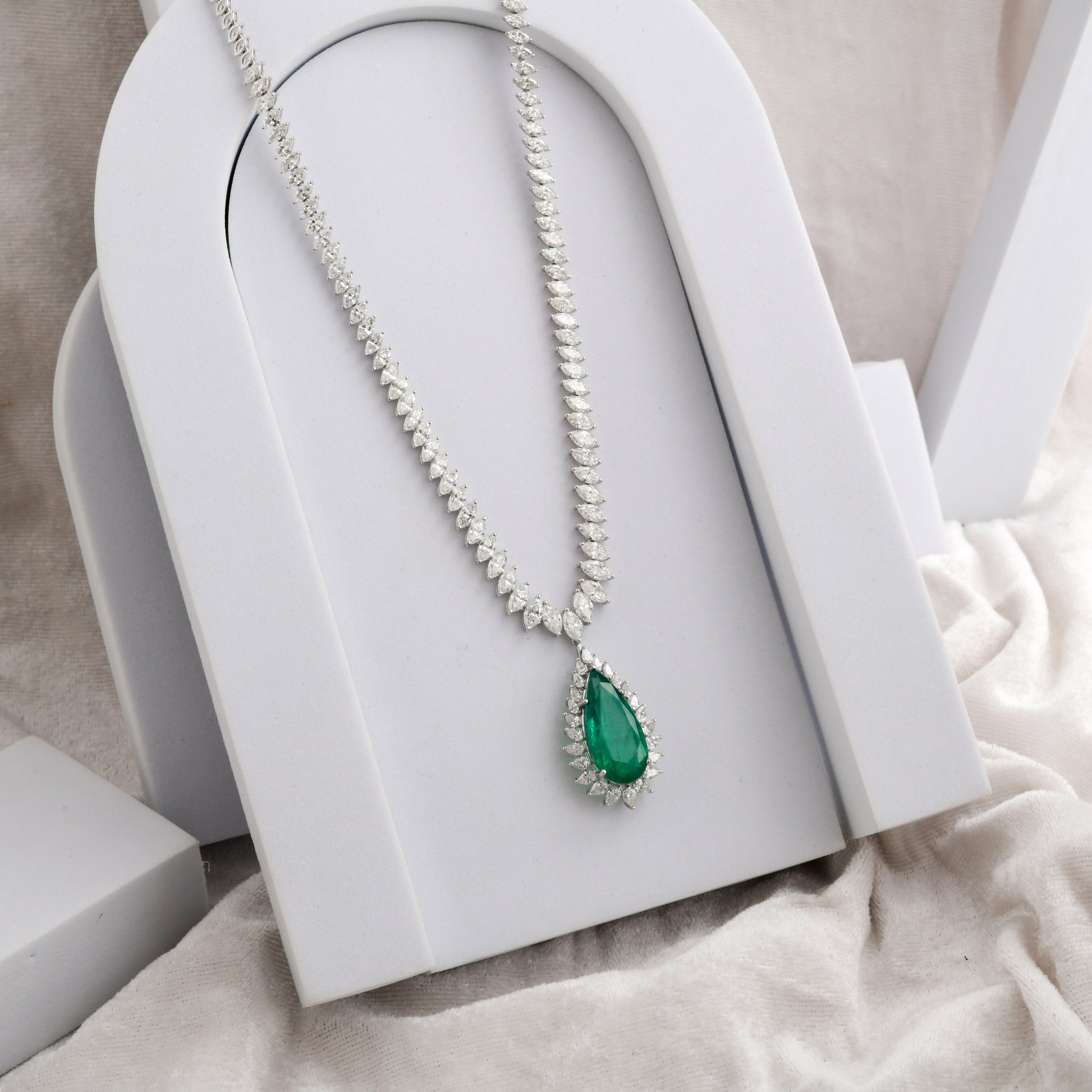 Natural Marquise Diamond Chain Necklace with Pear Cut Emerald Pendant