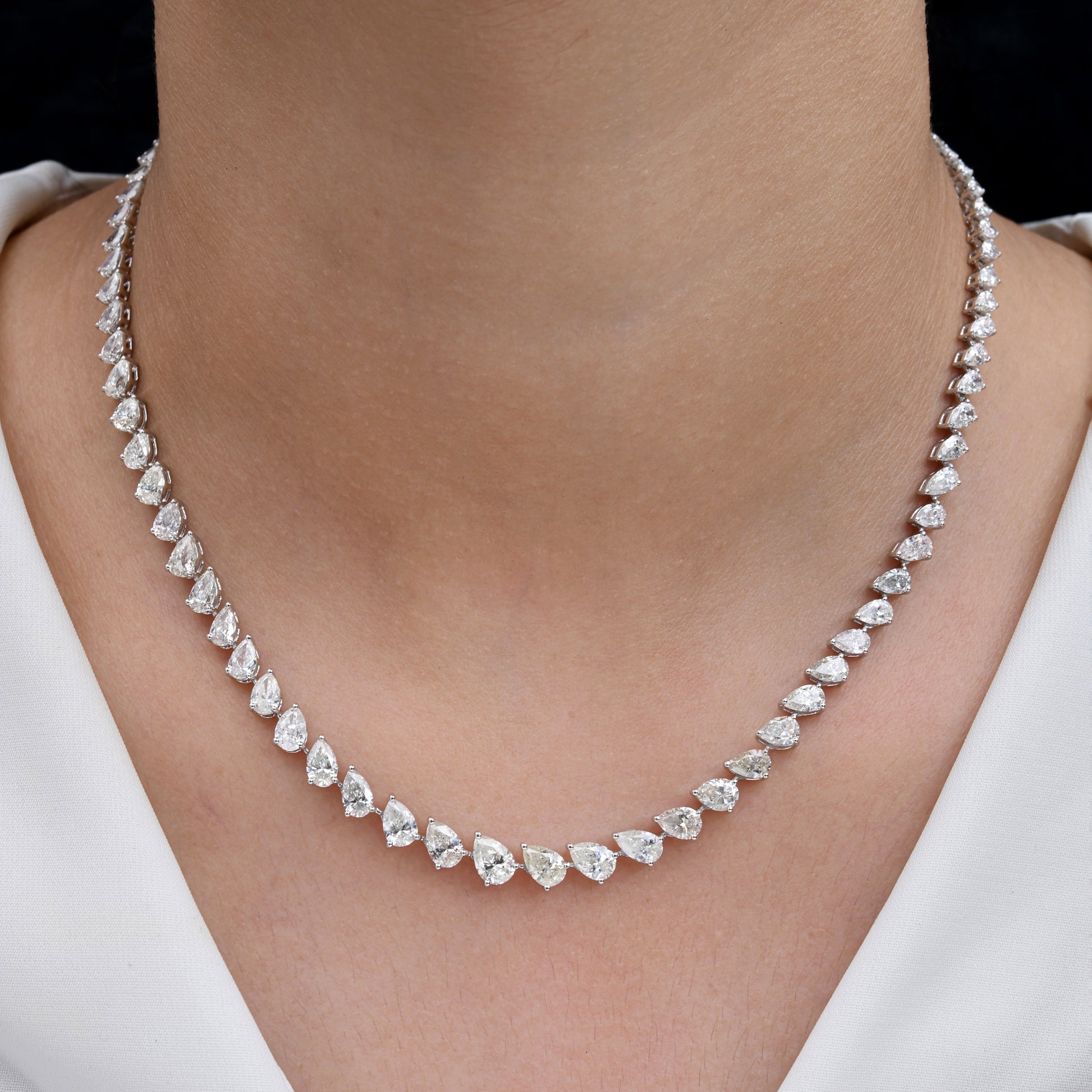 Exquisite Pear Cut Natural Diamond Tennis Necklace in Fine Gold
