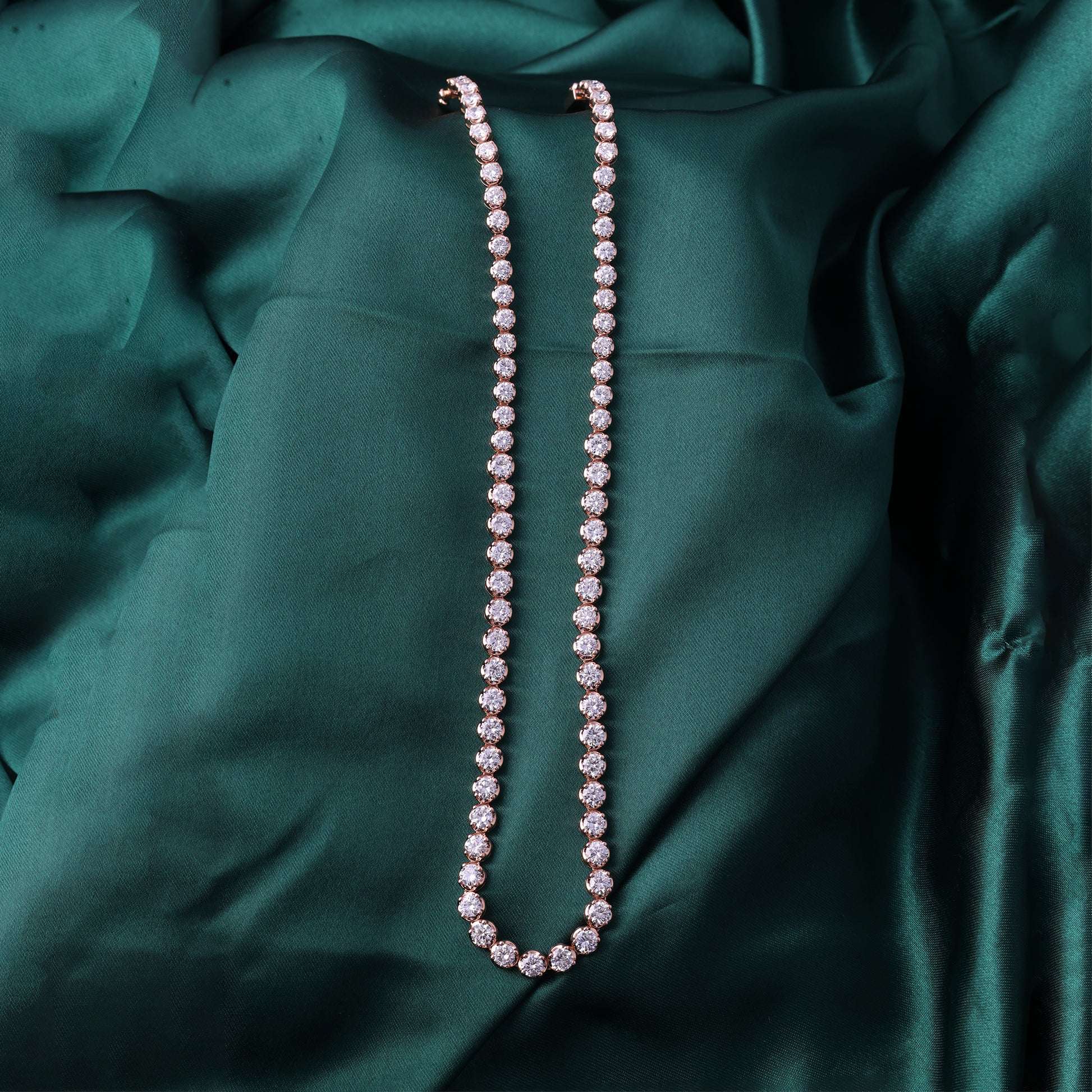 Classic Round Cut Natural Diamond Tennis Necklace in Fine Gold