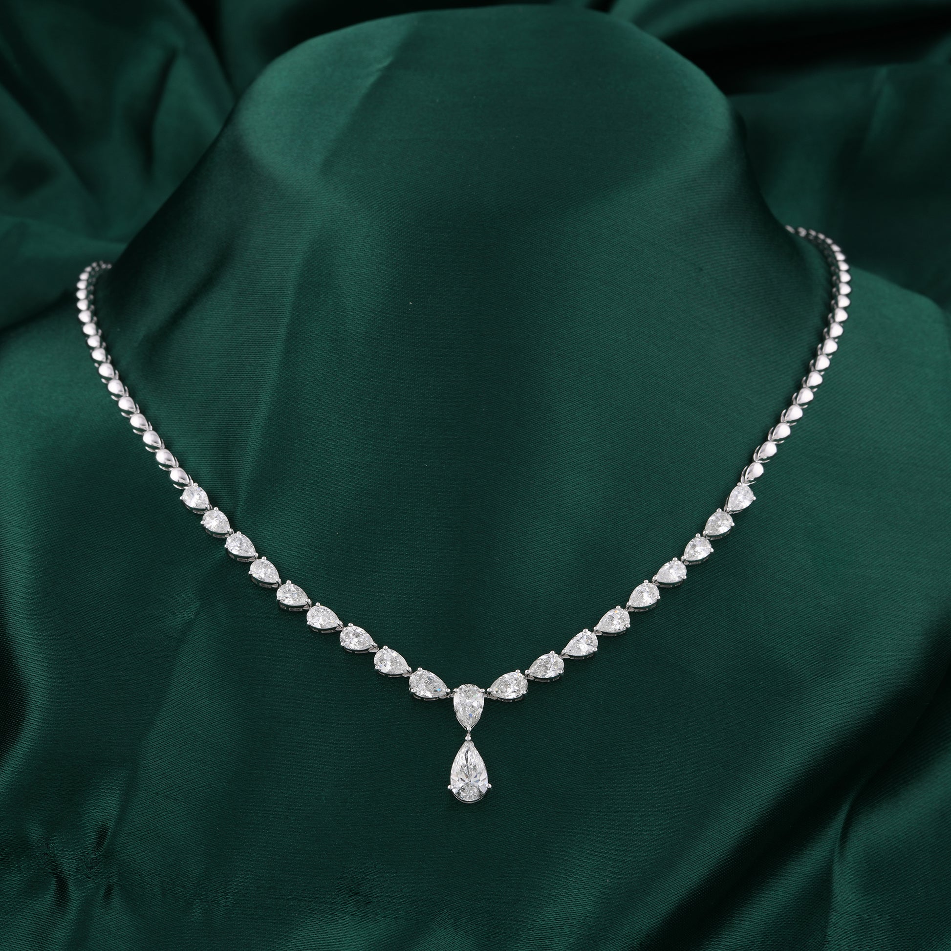 Exquisite Pear Cut Natural Diamond Drop Necklace in Fine Gold