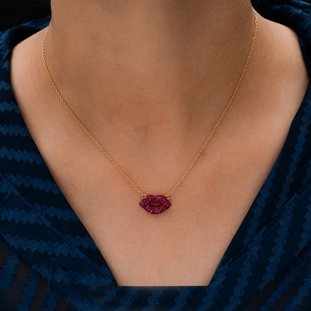 Dainty Gold Lip-Shaped Pink Gemstone Pendant Chain Necklace For Girlfriend