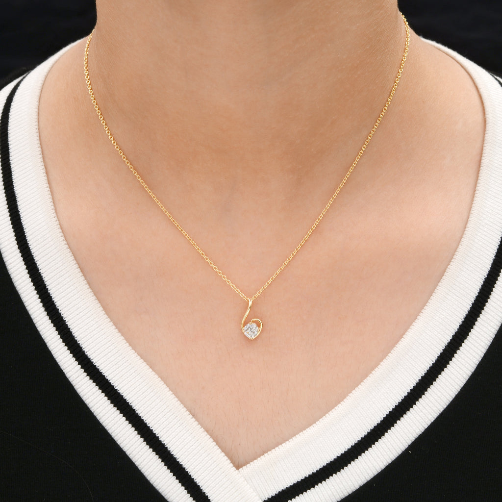 Delicate Gold Necklace with Round Cut Natural Diamond Pendant
