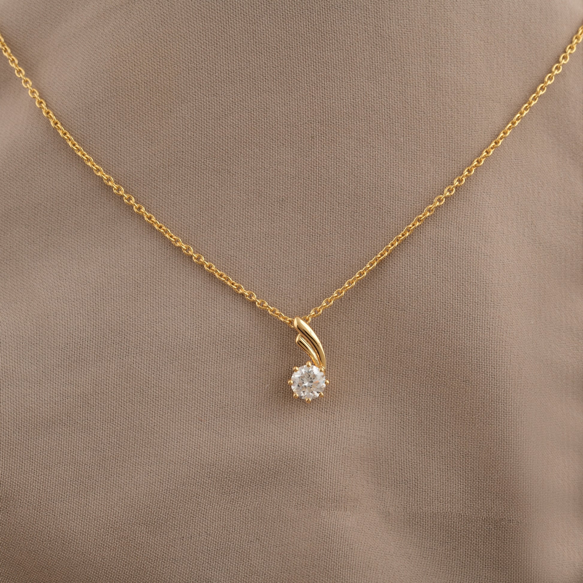 Minimal Solitaire Natural Diamond Pendant Necklace in Fine Gold