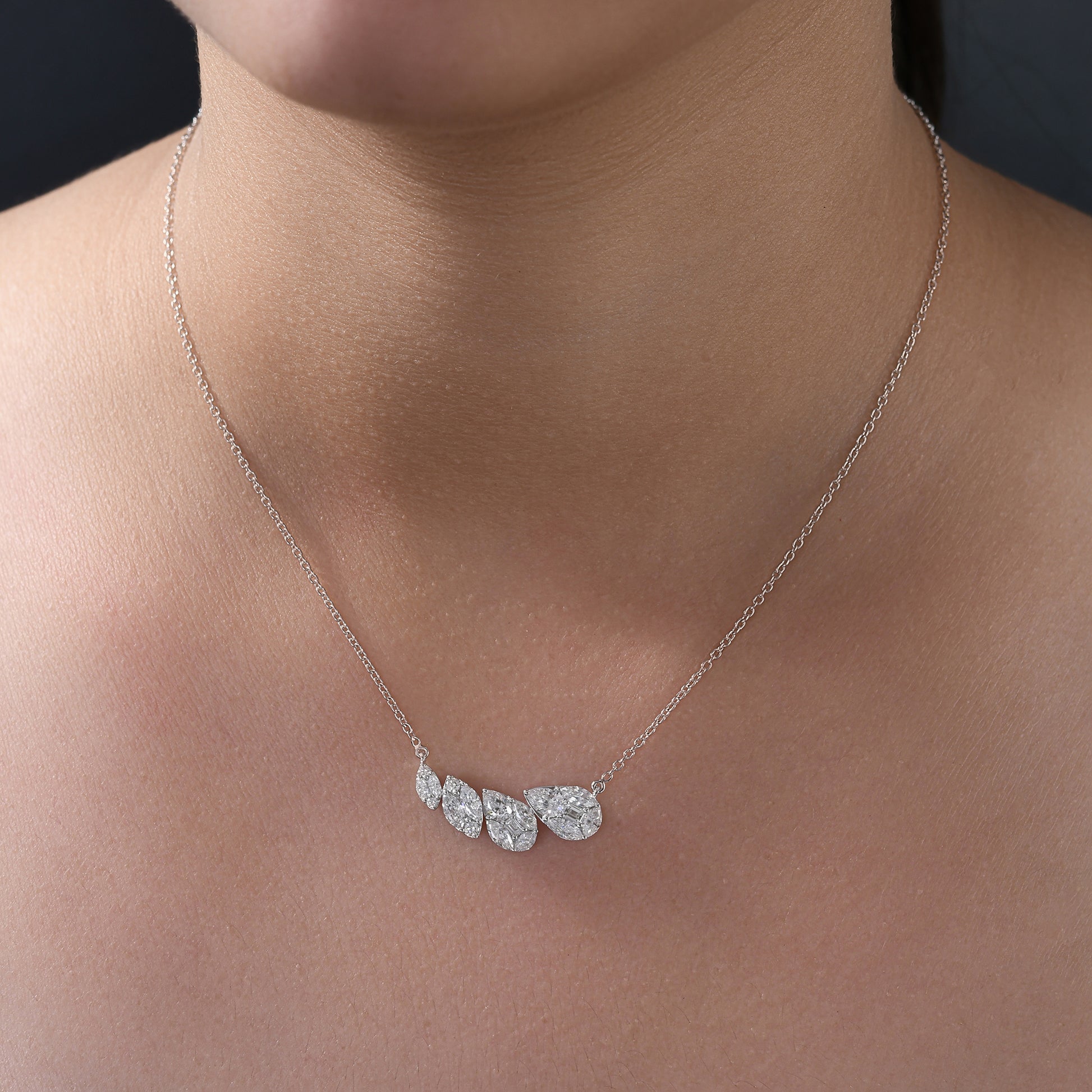 Exclusive SI Clarity HI Color Cluster Diamond Pendant Necklace in Fine Gold