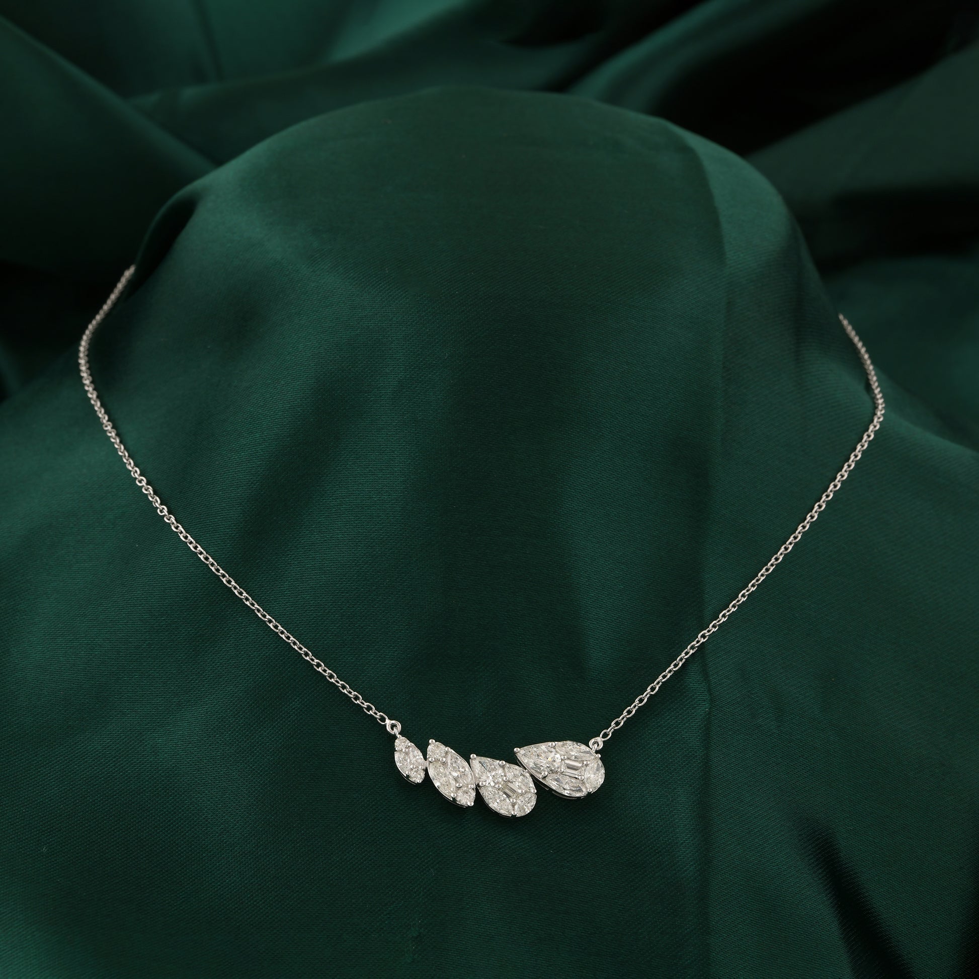 Exclusive SI Clarity HI Color Cluster Diamond Pendant Necklace in Fine Gold