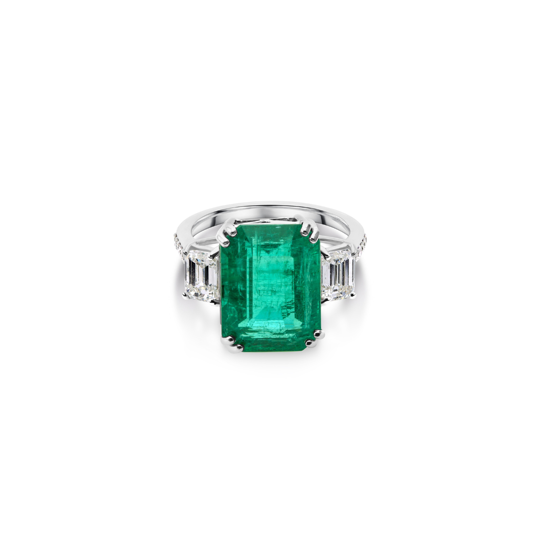 Certified Natural Zambian Emerald Diamond Handmade Ring in Fine Gold