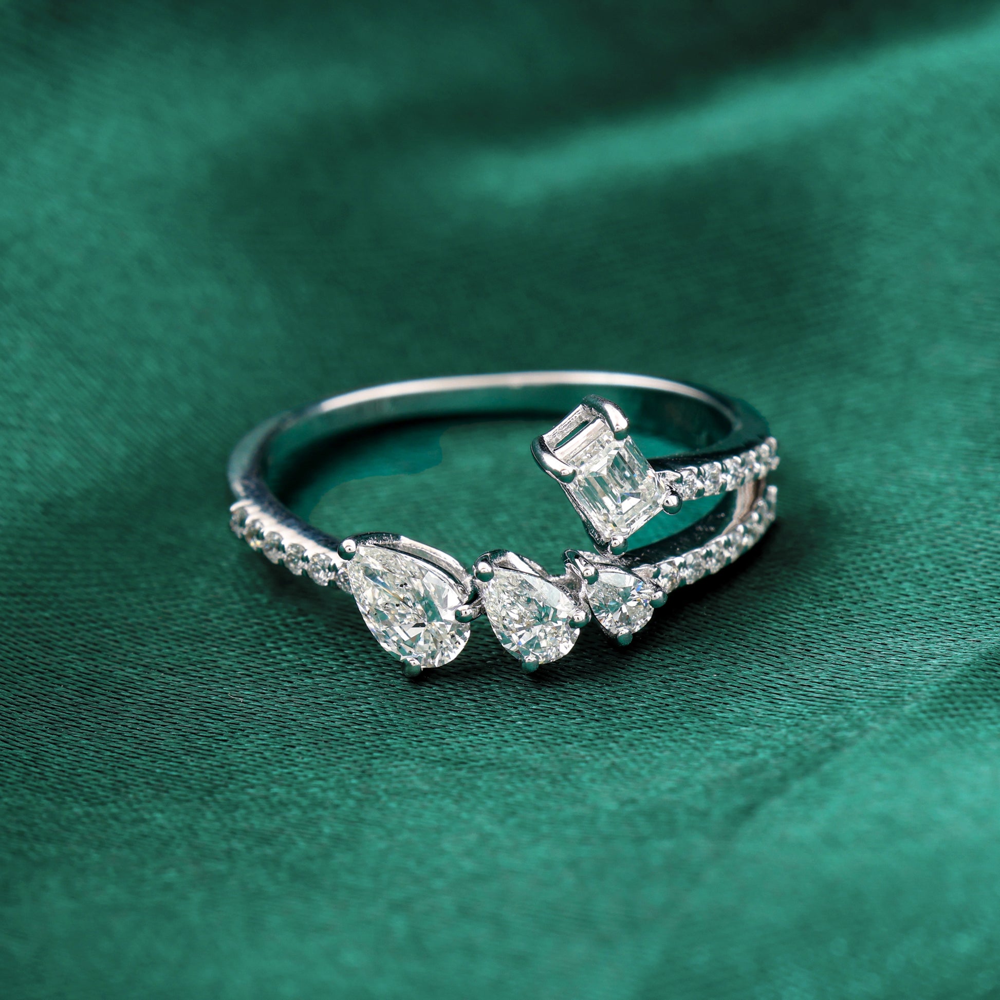 Natural Multi Cut Diamond Handmade Fine Gold Ring