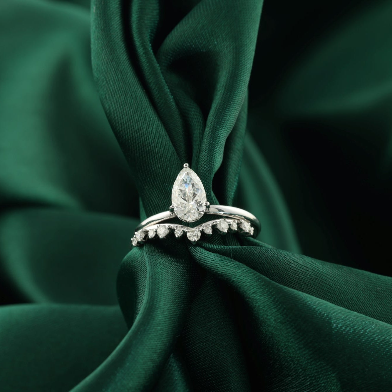 Diamond Engagement Ring Pear Shaped Curved Band Set 14K Gold