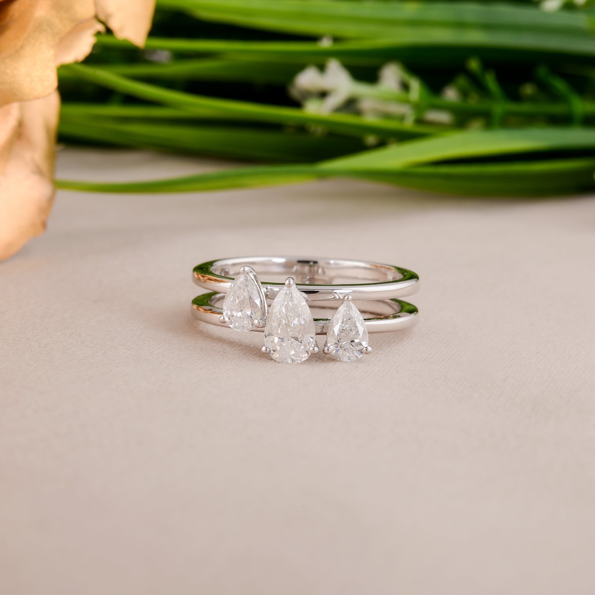 Three Stone SI/HI Pear Shape Diamond Double Band Gold Ring