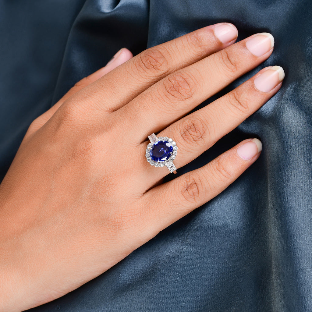 4.64Tcw Blue Sapphire Gemstone Halo Diamond Wedding Gold Ring