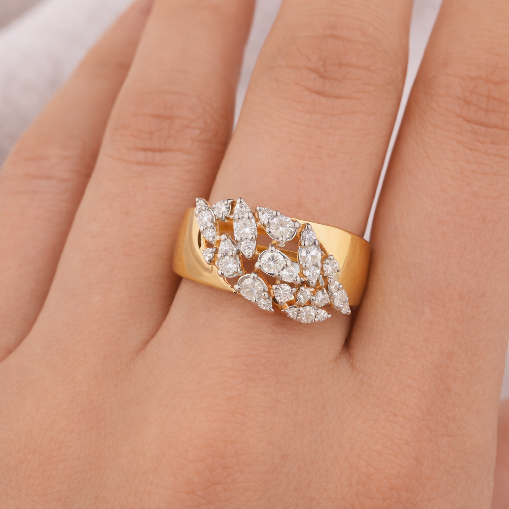 Fine Gold Natural Round Diamond Cluster Band Ring