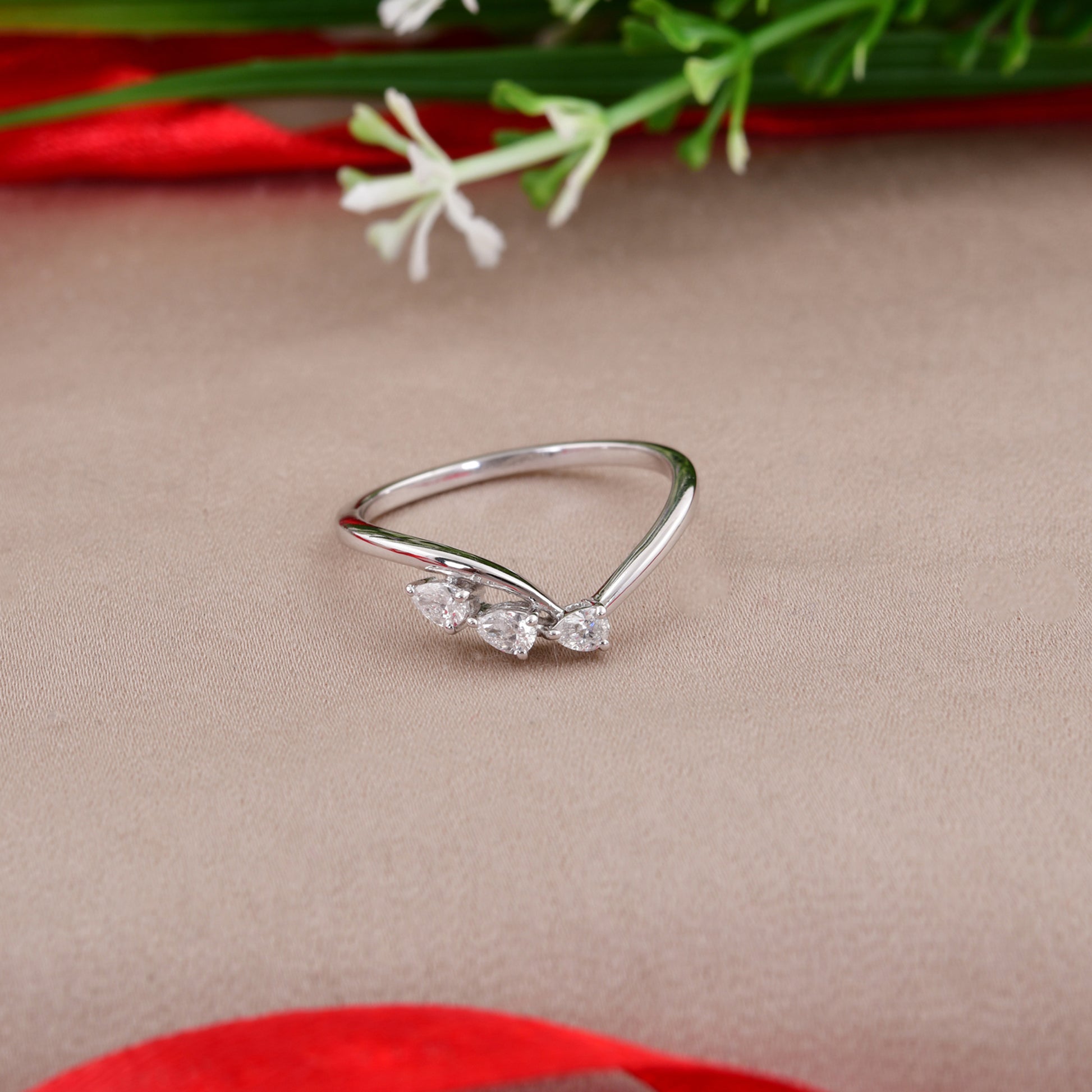 Three Stone 0.21Ct SI/HI Natural Diamond Pear Cut Chevron Gold Ring